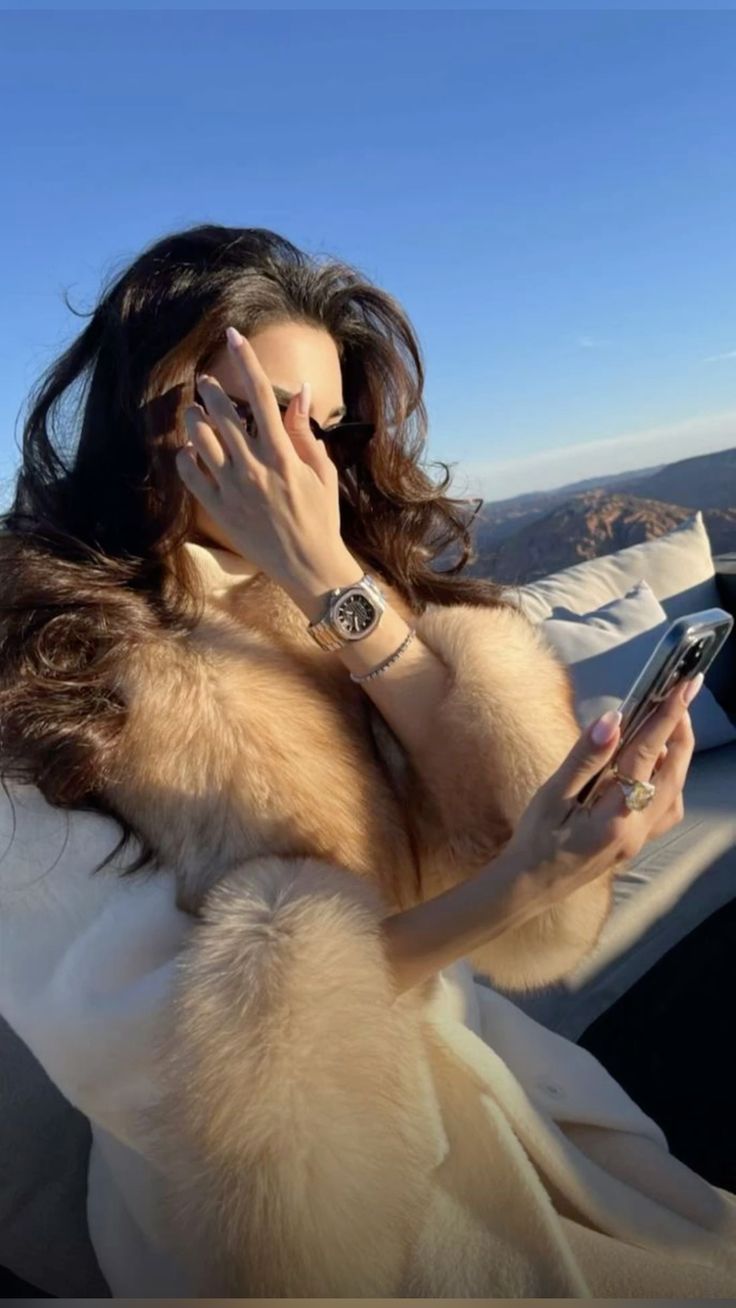 5 Perfume Notes That Smell Expensive & Classy